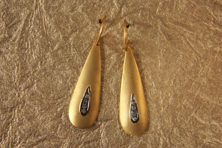 Gold Earrings & Diamonds in Oxidised Setting
